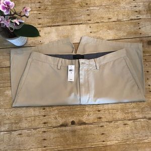 NWT Banana Republic Flat Front Emerson Shorts